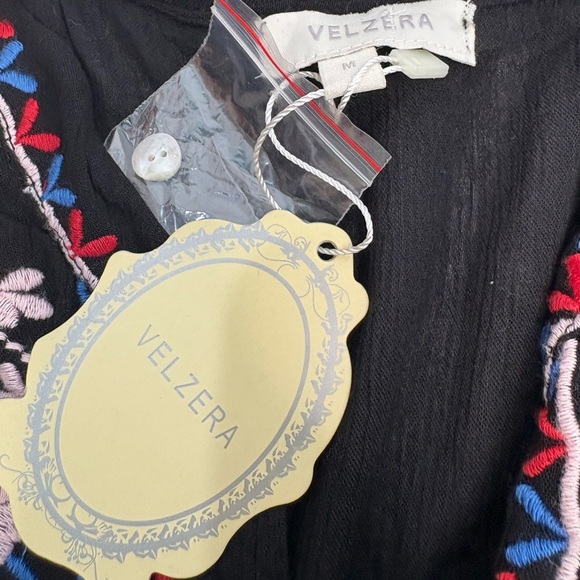 Velzera V-Neck Embroidered Black Dress Tunic M NWT Boho Long Sleeve Flowy Light - Picture 8 of 9